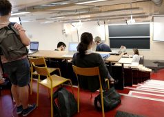 A class in session at the University of Technology of Compiegne, France. Pic: Wikimedia Commons/Basile Morin