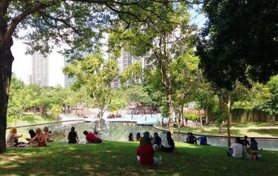 Visitors spend a lovely day out picnicking and people watching at the KLCC park in Kuala Lumpur. Pic: Moor Street Media/Az Karim